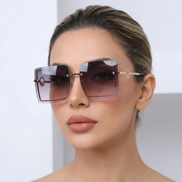 Multicolour_Polycarbonate_Casual_Sunglasses_For_Women_(Buy_1_Get_1_Free)