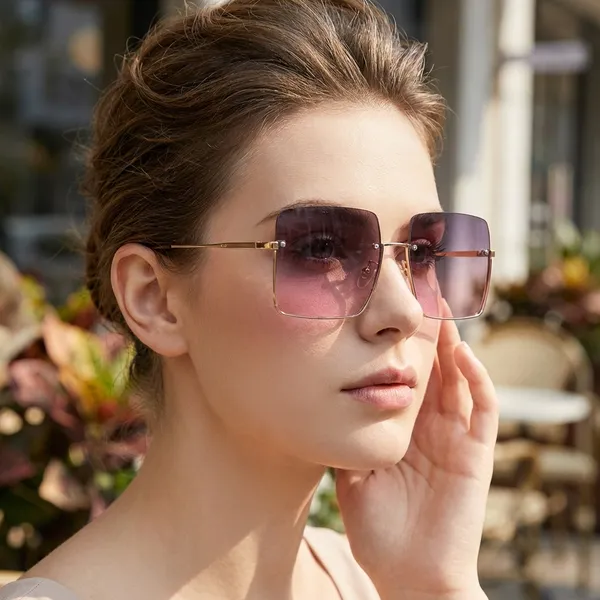 Multicolour_Polycarbonate_Casual_Sunglasses_For_Women_(Buy_1_Get_1_Free)