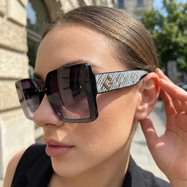 Black_Plastic_Frame_And_Polycarbonate_Lens_Casual_Sunglasses_For_Women_(Buy_1_Get_1_Free)
