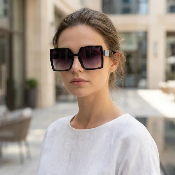 Black_Plastic_Frame_And_Polycarbonate_Lens_Casual_Sunglasses_For_Women_(Buy_1_Get_1_Free)