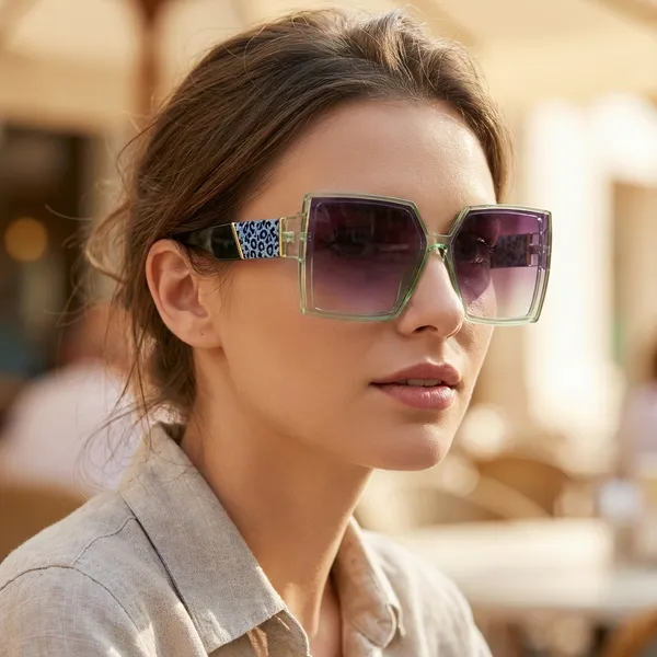 Green_Plastic_Frame_And_Polycarbonate_Lens_Casual_Sunglasses_For_Women_(Buy_1_Get_1_Free)