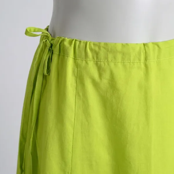 Neon_100%_Cotton_Premium_and_Elegant_Peti_Soft_Petticoat_(Measurements:_Waist_–_42_inches_|_Hips_–_48_inches_|_Length_–_38_inches_|_Bottom_Ghera_–_74_inches)_420