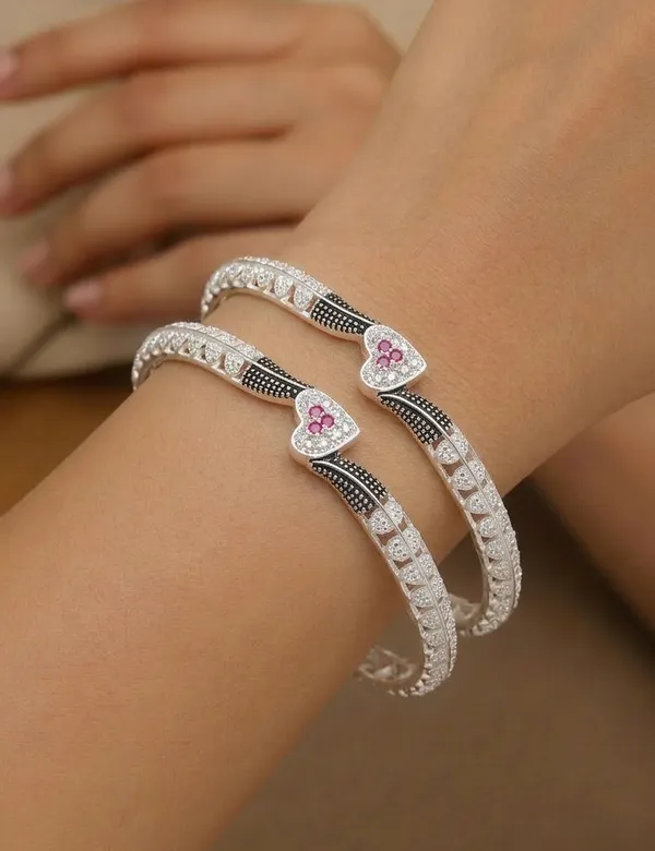 Heart_Shape_Silver_Bangles_For_Women_