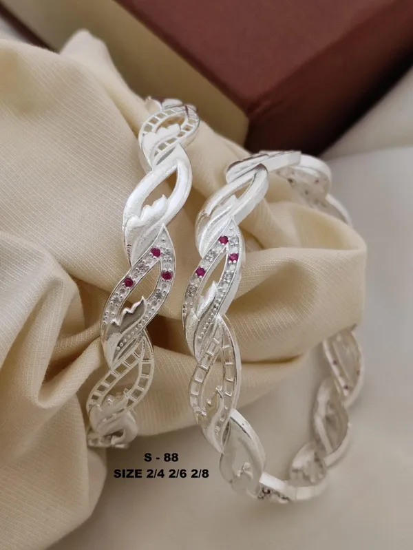 AD_Diamond_Studded_Silver_Plated_Bangles
