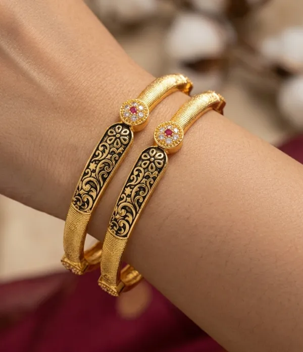 Antique_Gold_Plated_Floral_Ruby_Stone_Designer_Bangles