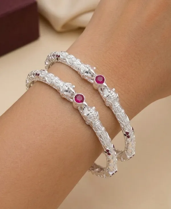 Antique_Silver_Plated_Elephant_Motif_Kada_Bangles_with_Ruby_Stone_Accent