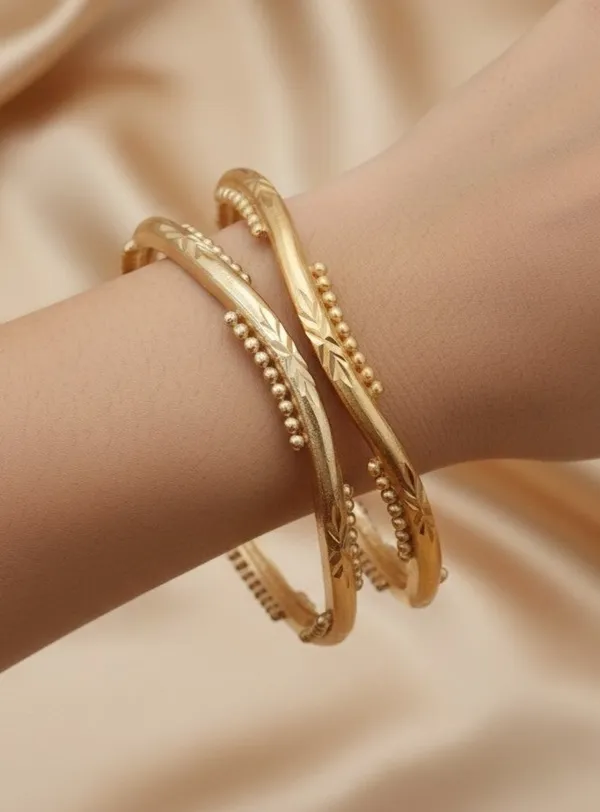 Combo_Set_Of_Daily_Wear_Bangles_–_Gold_&_Silver_Plated_(Set_of_4)
