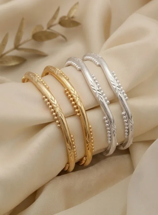 Combo_Set_Of_Daily_Wear_Bangles_–_Gold_&_Silver_Plated_(Set_of_4)