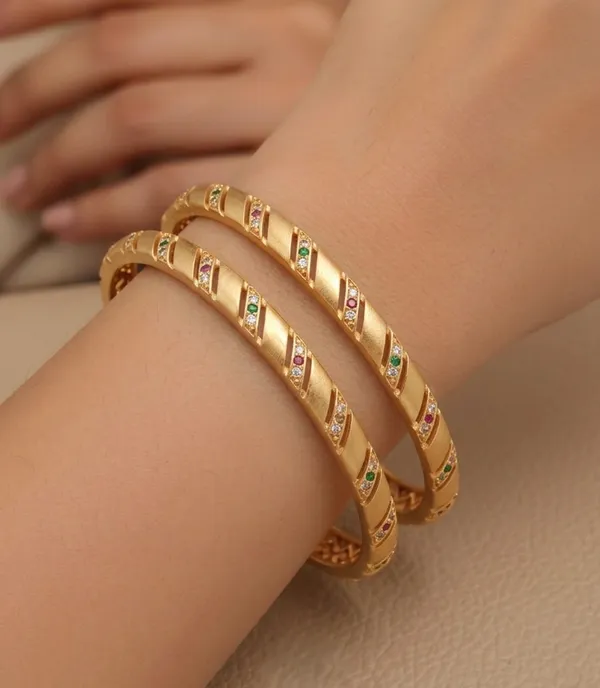 Combo_of_AD_Diamond_Studded_Daily_Wear_Bangles_–_Gold_&_Silver_Plated_(Set_of_4)
