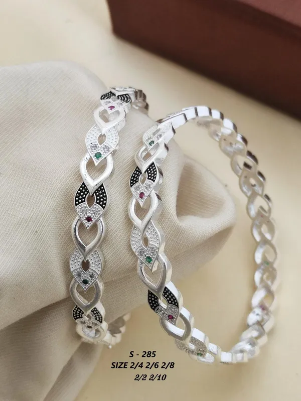 Diamond_Studded_Oxidise_Silver_Bangles_For_Women_Pack_of_2