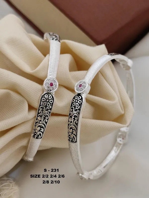 Diamond_Studded_Silver_Plated_Bangles_Pack_of_2
