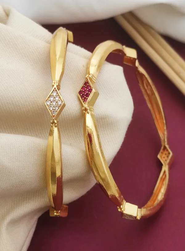 Elegant_Ruby_&_Crystal_Accent_Gold_Plated_Bangles