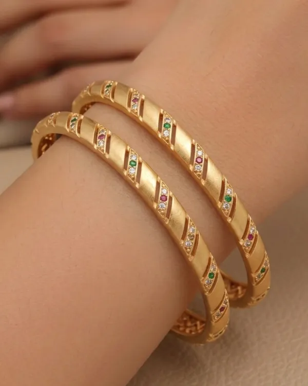 Gold_Plated_American_Diamond_Studded_Daily_Wear_Bangles_(Pack_of_2)