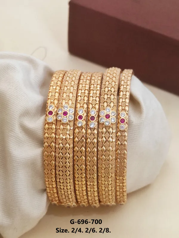 Micro_Gold_Plated_Patala_Bangles_For_Women_(6_Pcs)