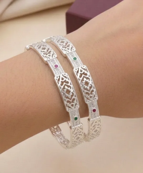 Patala_Type_Diamond_Studded_Silver_Bangles