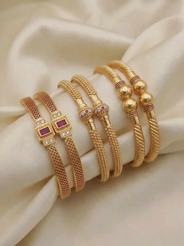 Premium_Gold-Plated_Designer_Bangle_Combo_Set_for_Women_|_Set_of_6_Traditional_&_Party_Wear_Bangles