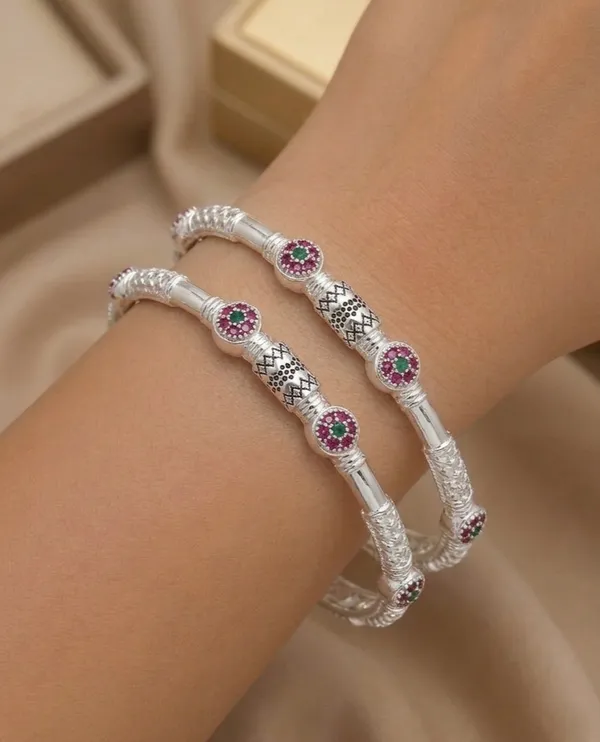Premium_Oxidized_Silver_Traditional_Silver_Plated_Bangles_(Set_of_2)