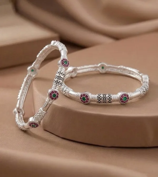 Premium_Oxidized_Silver_Traditional_Silver_Plated_Bangles_(Set_of_2)