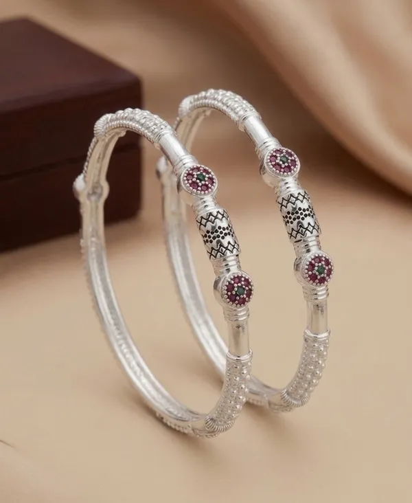 Premium_Oxidized_Silver_Traditional_Silver_Plated_Bangles_(Set_of_2)