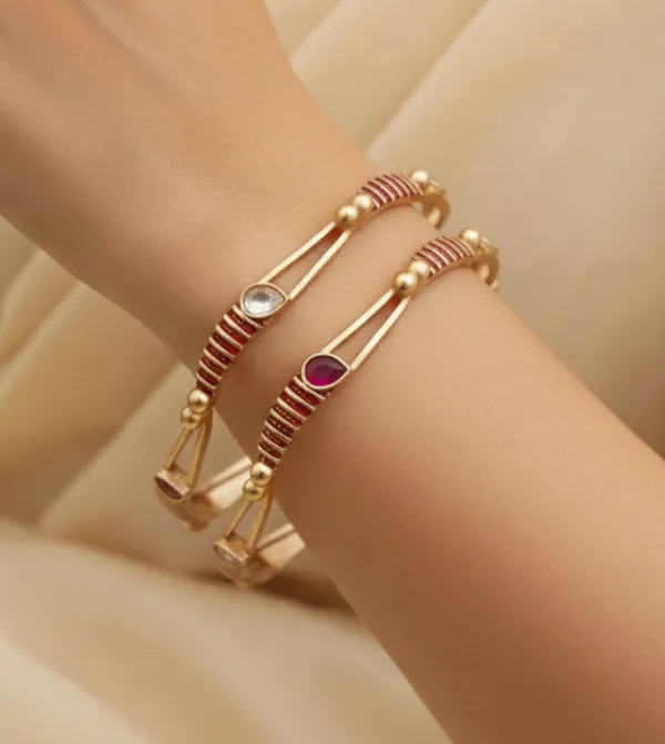 Premium_Quality_Daily_Use_Gold_Plated_Bangles_For_Women_(_2_Pcs)
