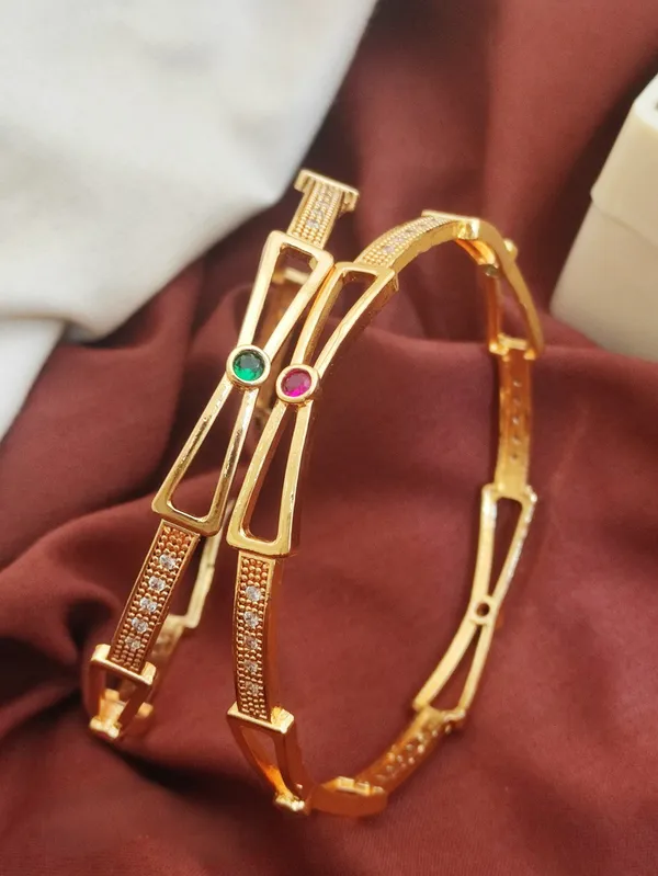 Gold_Daily_Wear_Bangles_|_Premium_Brass_Bangles_With_High_Gold_Finish_1_Pair