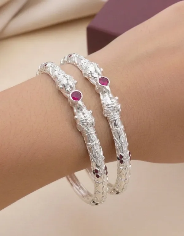Antique_Silver_Plated_Elephant_Motif_Kada_Bangles_with_Ruby_Stone_Accent