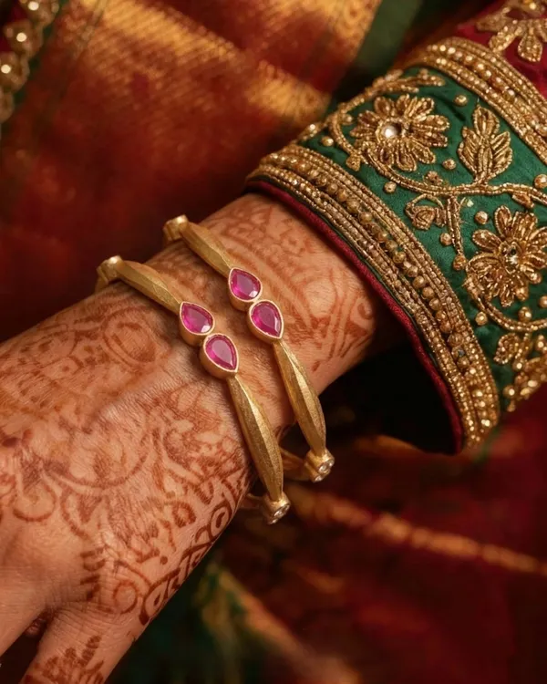 Gold_Plated_Micro_Ad_Diamond_Studded_Premium_Bangles_For_Women_Pack_Of_2