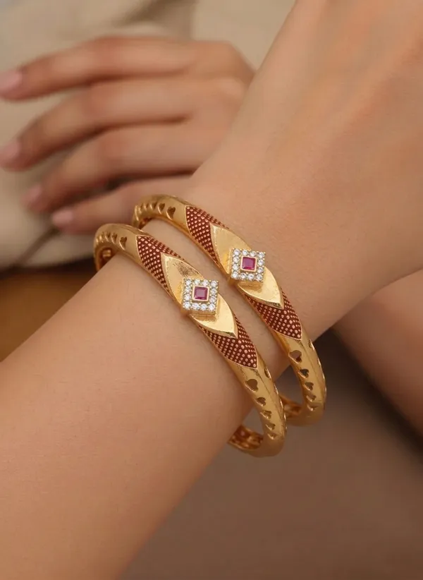 Gold_Daily_Wear_Bangles_|_Premium_Brass_Bangles_With_High_Gold_Finish_1_Pair