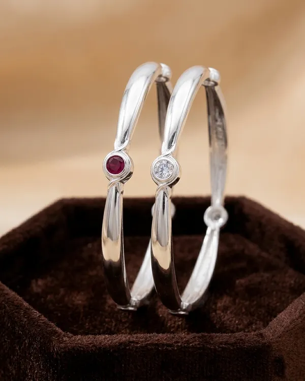 Plain_Silver_Bangles_For_Women_(2_Bangles)