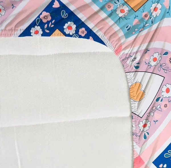 Multicolor_Fitted_Bedsheet_Set_With_Pillow_Covers