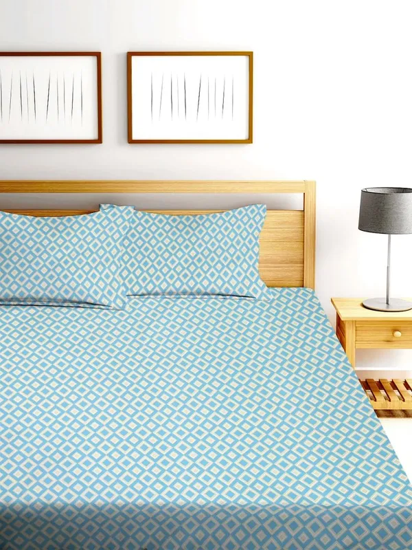Multicolor_Cotton_Fitted_Bedsheet_With_Pillow_Covers