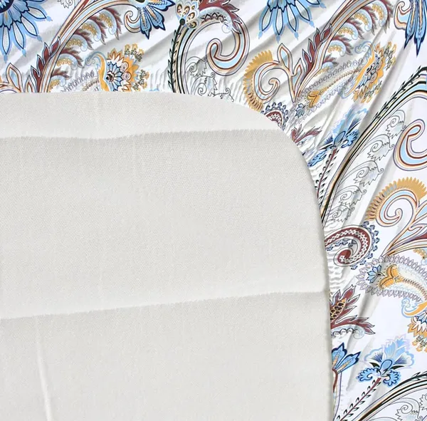 Multicolor_Cotton_Fitted_Bedsheet_With_Pillow_Covers