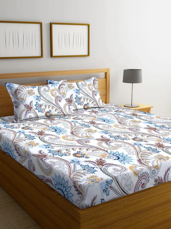 Multicolor_Cotton_Fitted_Bedsheet_With_Pillow_Covers