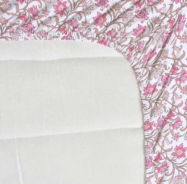 Pastel_Green_Cotton_Fitted_Bedsheet_With_Pillow_Covers