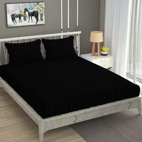 Black_Cotton_Bedsheet_With_Pillow_Covers