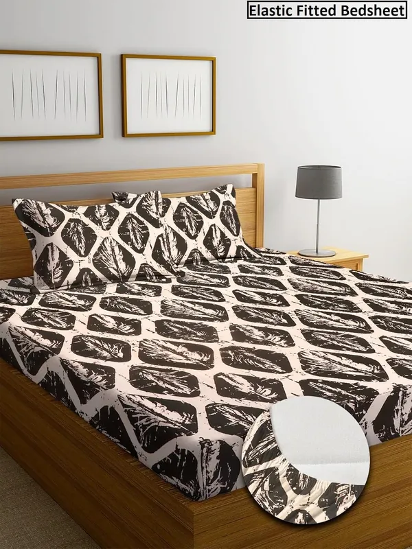Multicolor_Cotton_Fitted_Bedsheet_With_Pillow_Covers
