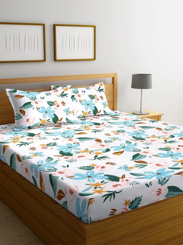 Multicolor_Cotton_Fitted_Bedsheet_With_Pillow_Covers