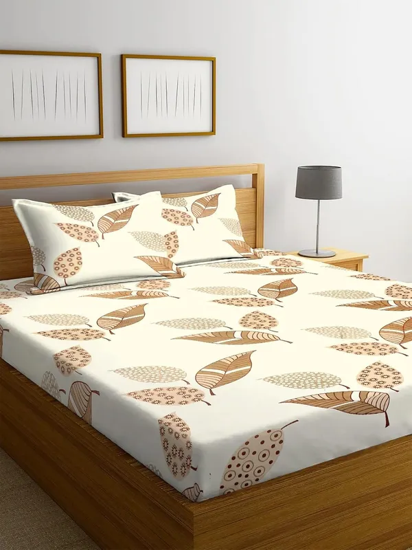 Multicolor_Cotton_Fitted_Bedsheet_With_Pillow_Covers