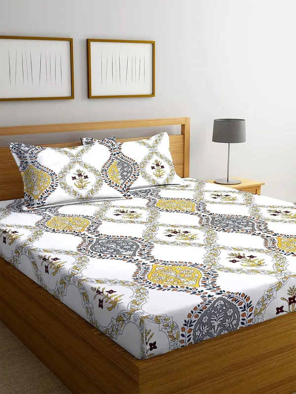 Multicolor_Cotton_Fitted_Bedsheet_With_Pillow_Covers