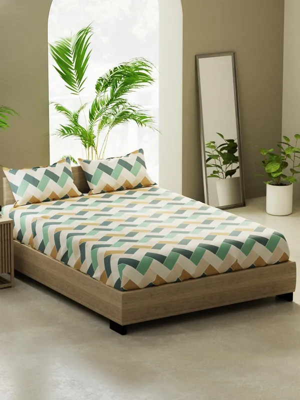 Multicolor_Microfiber_Cotton_Bedsheet_Set_With_Pillow_Covers