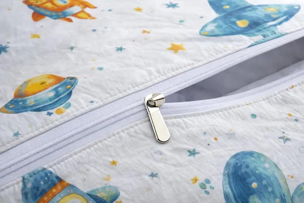 Multicolor_Cotton_Duvet_Cover_With_Zipper_Closure