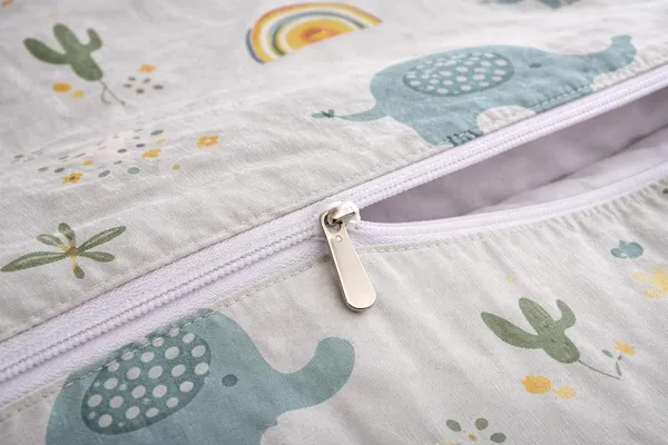 Multicolor_Cotton_Duvet_Cover_With_Zipper_Closure