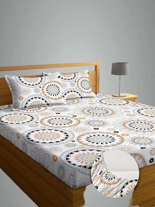 Multicolor_Cotton_Fitted_Bedsheet_With_Pillow_Covers