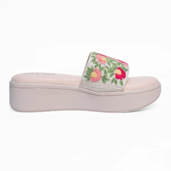 White_Synthetic_Leather_Wedges_For_Women