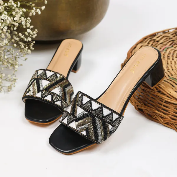Black_Synthetic_Leather_Heels_For_Women