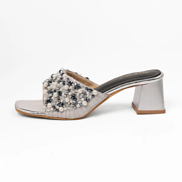 Silver_Synthetic_Leather_Heels_For_Women