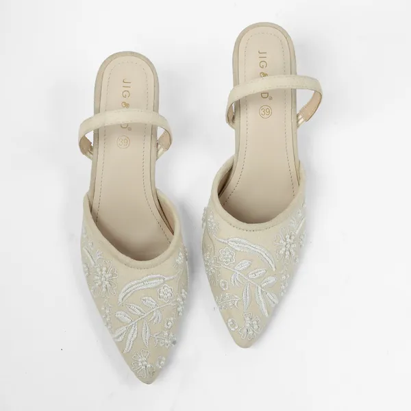 White_Synthetic_Leather_Heels_For_Women
