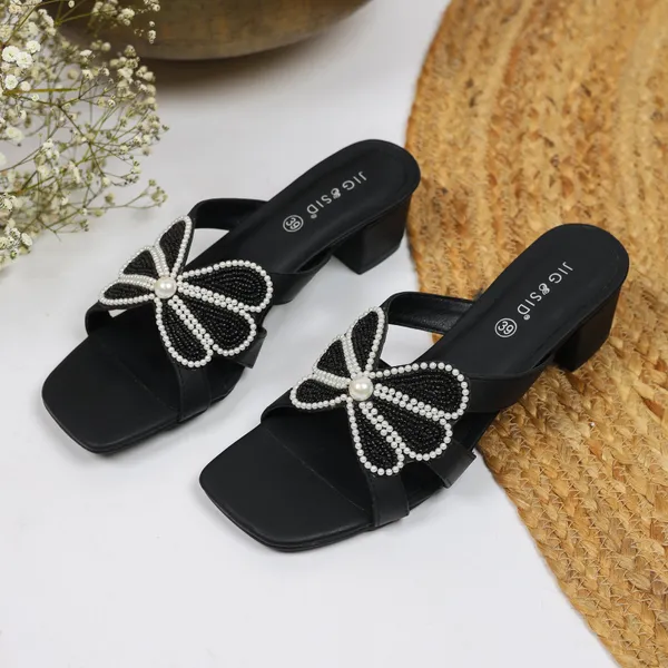 Black_Synthetic_Leather_Heels_For_Women
