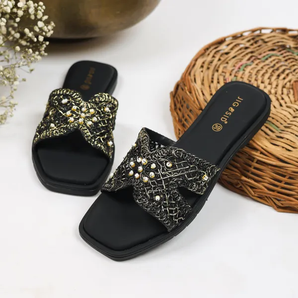 Black_Synthetic_Leather_Flats_For_Women