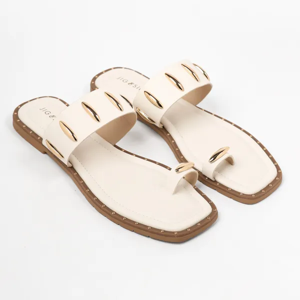 White_Synthetic_Leather_Flats_For_Women
